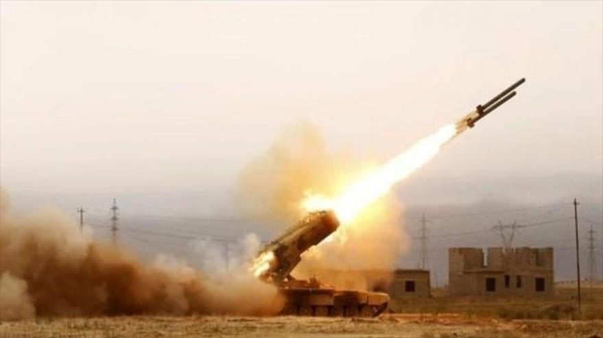 Un misil balístico Qaher-1 yemení.