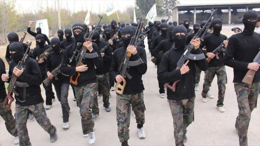 Entrenamiento de los terrorista en una ciudad siria.