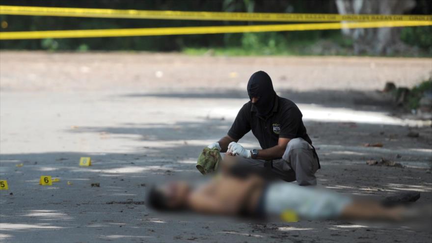 Un salvadoreño muerto por la violencia callejera.