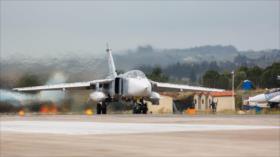 Video: Tercer grupo de aviones rusos parte de Siria rumbo a Rusia