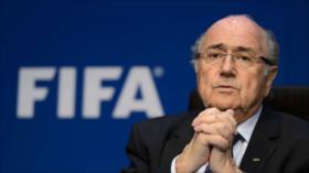FIFA revela que Blatter ganó 3,7 millones de dólares en 2015