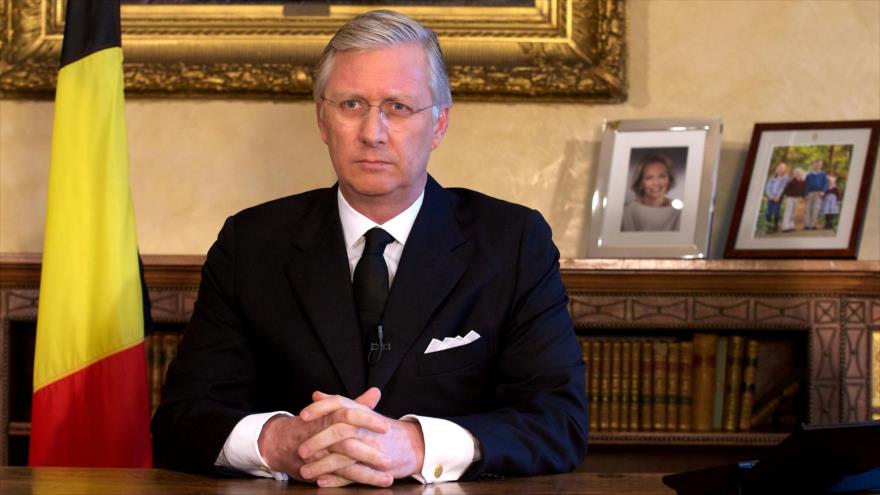 El rey Felipe de Bélgica se dirige a los belgas en un mensaje televisado. 22 de marzo de 2016
