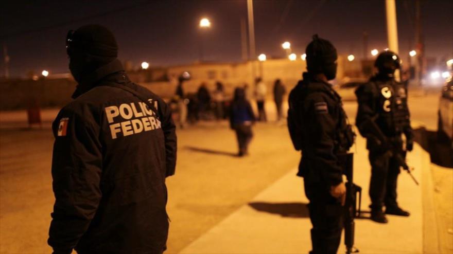 Policía federal de México.