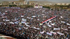 Enojados yemeníes conmemoran primer aniversario de agresión saudí