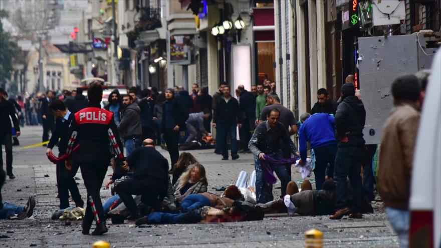Escenario del último ataque terrorista en la ciudad turca de Estambul (noroeste) que dejó cinco muertos, incluidos tres israelíes.