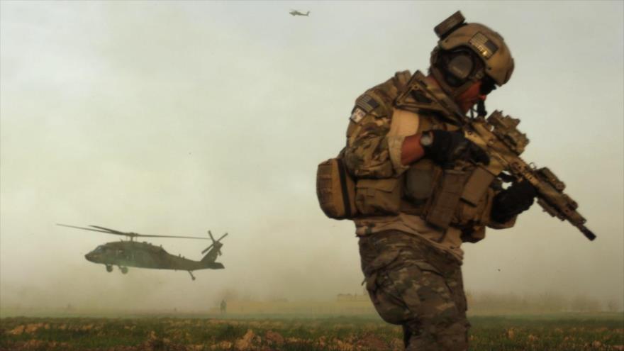 Soldado del cuerpo de Fuerzas Especiales del Ejército de EE.UU. desplegado en una base de la OTAN en Afganistán.