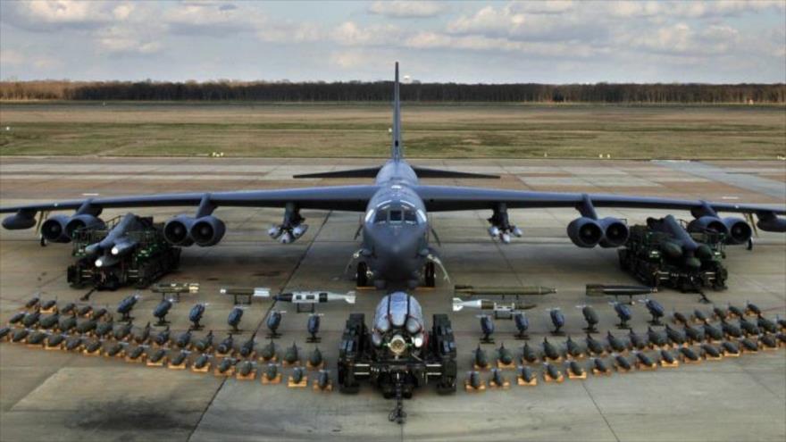 Bombardero estratégico subsónico B-52 Stratofortress, fabricado por la compañía estadounidense Boeing.