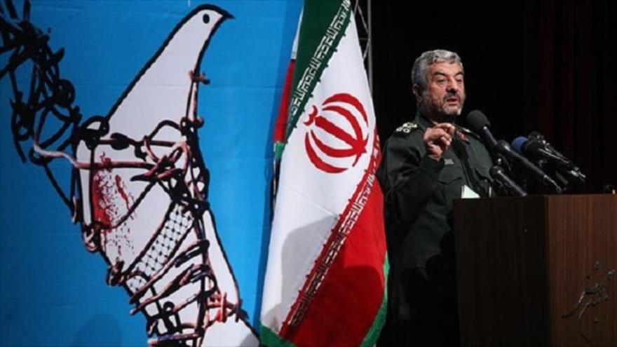 El comandante general del CGRI, el general de división Mohamad Ali Yafari.