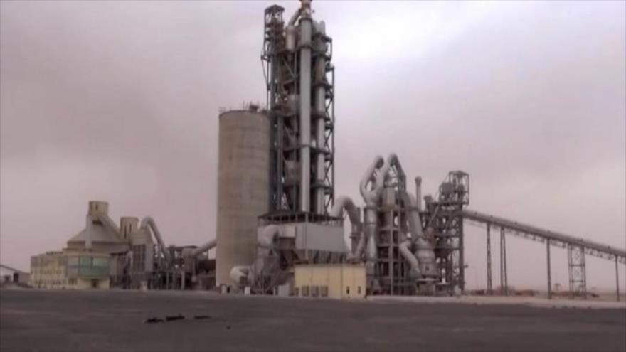 La planta de producción de cemento donde atacó Daesh, 7 de abril de 2016.