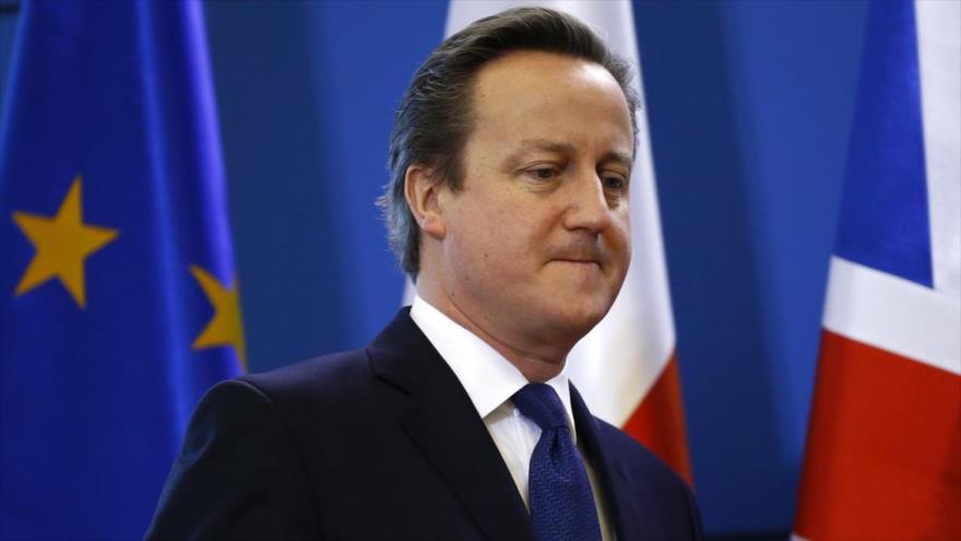 Snowden llama a los británicos a exigir la dimisión de David Cameron