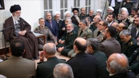 Líder iraní llama a reforzar el potencial operacional de las Fuerzas Armadas