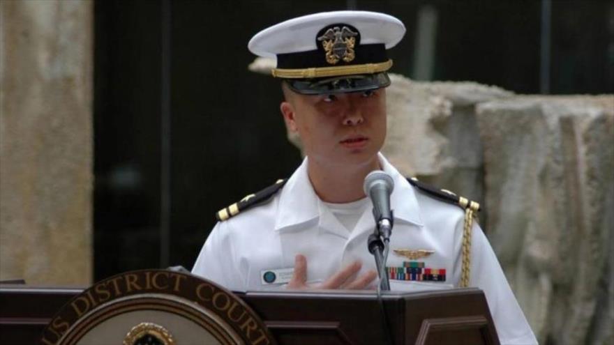 El teniente comandante Edward Lin, detenido por espiar para China.