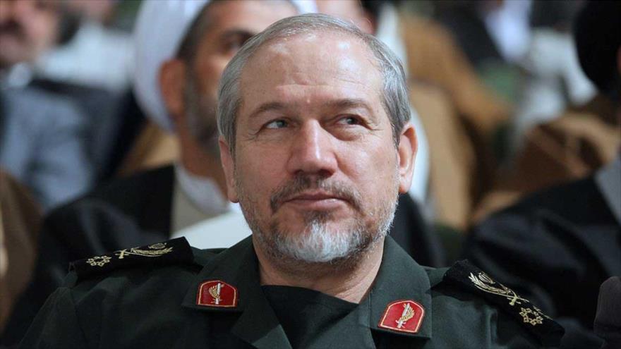 El asesor para Asuntos Militares del Líder de la Revolución Islámica de Irán, el general de división Yahya Rahim Safavi.