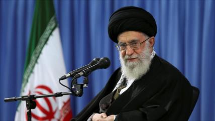 El Líder iraní nombra al nuevo presidente de la Organización de la Radio y Televisión