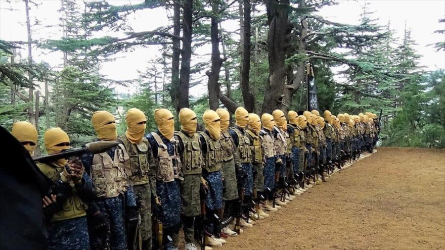 Miembros del grupo terrorista EIIL (Daesh, en árabe) durante un entrenamiento en Afganistán.