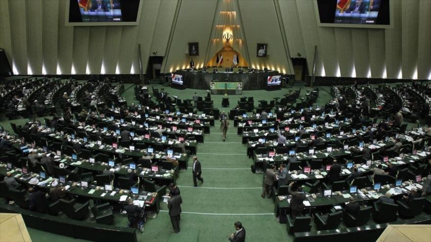 La Asamblea Consultiva Islámica de Irán (Mayles).