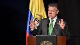 Santos ordena cambio total de Gabinete para firmar paz con FARC