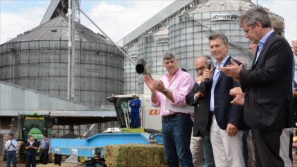Gobierno de Macri "complaciente" ante intento de Monsanto para cobrar regalías