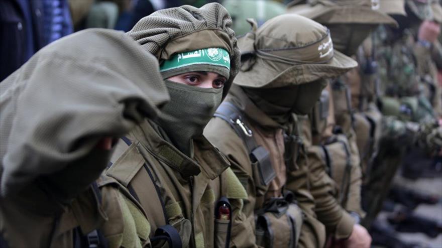 Combatientes del Movimiento de la Resistencia Islámica Palestina (HAMAS). 