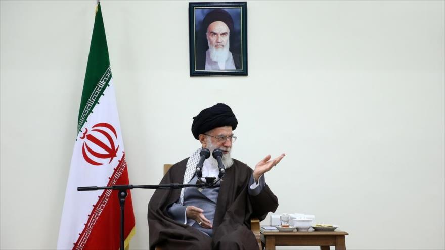 El Líder de la Revolución Islámica de Irán, el ayatolá Seyed Ali Jamenei.