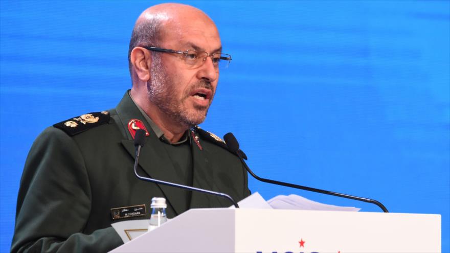 El ministro iraní de Defensa, Husein Dehqan, interviene ante la Quinta Conferencia Internacional de Seguridad, celebrada en Moscú V Conferencia Internacional de Seguridad, celebrada en Moscú (Rusia), 27 de abril de 2016.