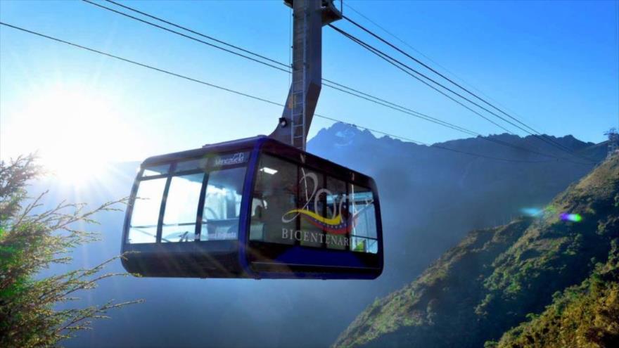 Una cabina del sistema teleférico Mukumbarí de Venezuela.
