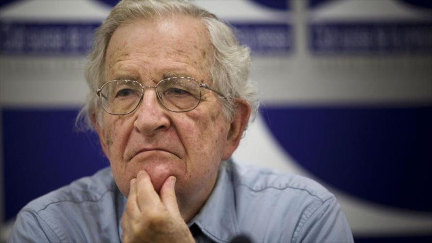 El politólogo estadounidense Noam Chomsky. 