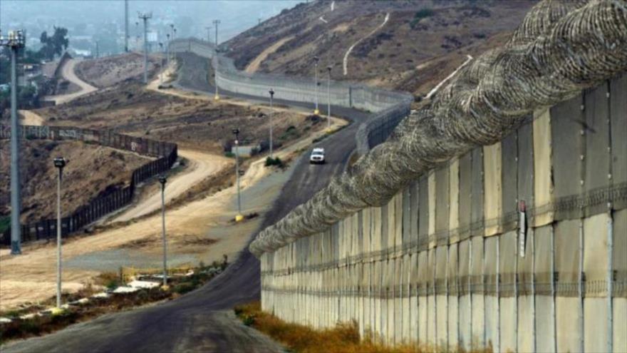 Barrera de seguridad israelí a lo largo de la frontera con Egipto.
