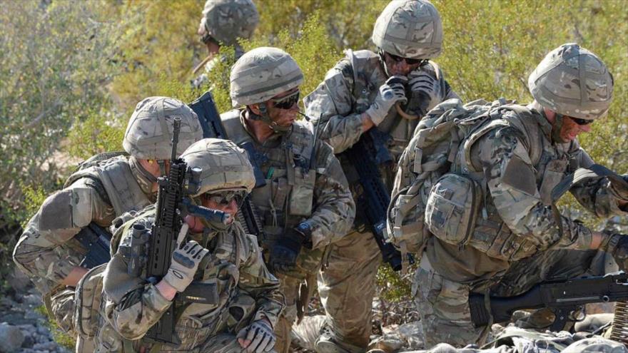 Efectivos de la Marina Real británica.