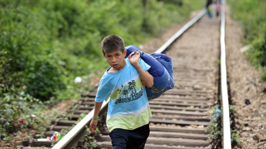 Un refugiado menor de edad.