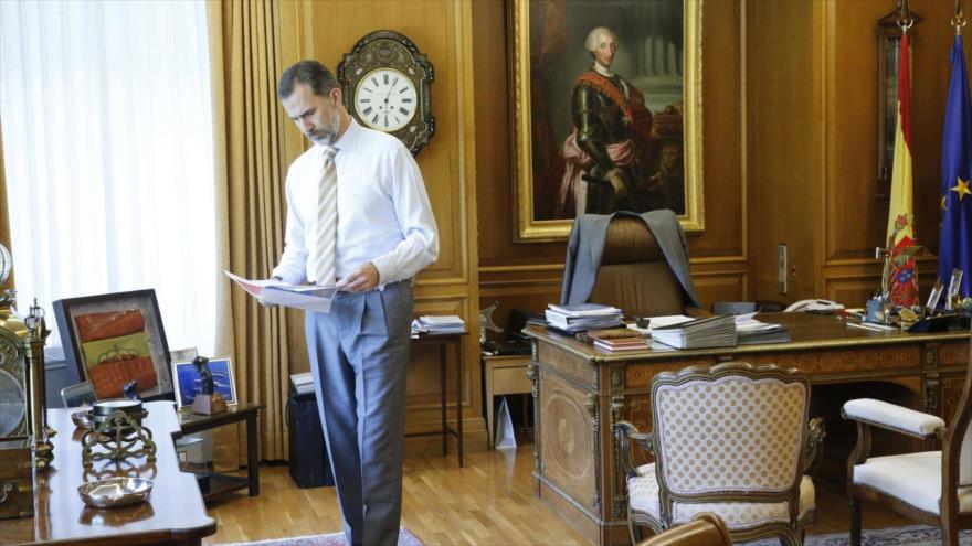 Rey de España, Felipe VI, en su despacho de Zarzuela.