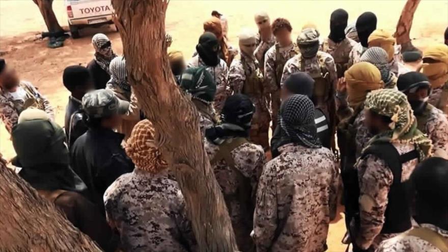 Terroristas del EIIL (Daesh, en árabe) de la ciudad de Harawa, en la provincia libia de Sirte.