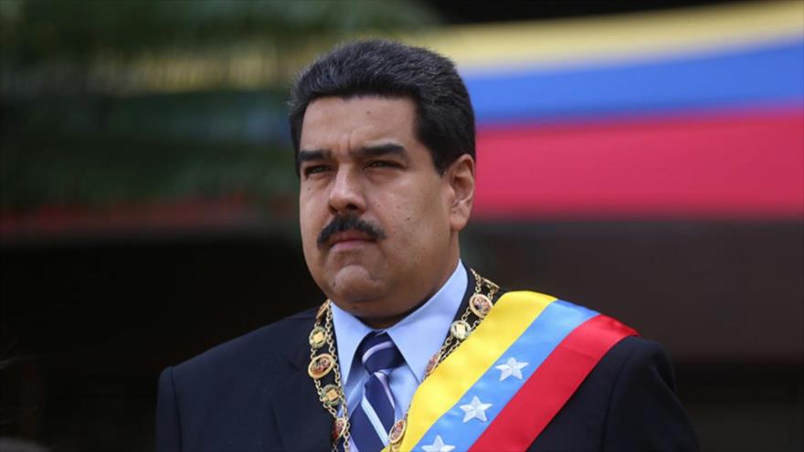 El presidente venezolano, Nicolás Maduro, presidió los actos conmemorativos de la III República de Venezuela en el estado Nueva Esparta, 6 de mayo de 2016.