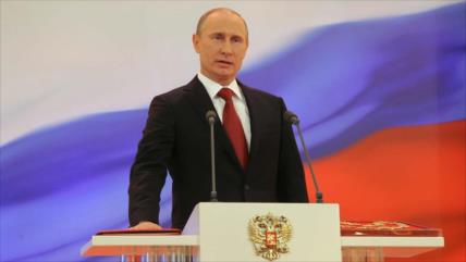 Putin condecora con el título de Héroe de Rusia a 6 de sus militares en Siria 