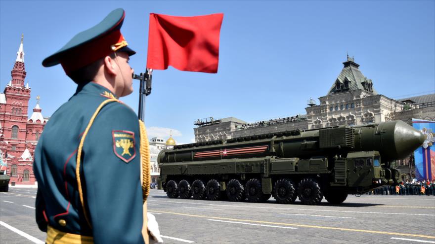 Una parte del complejo de misiles balísticos intercontinentales RS-24 Yars durante el desfile del Día de la Victoria en Moscú, capital rusa, 9 de mayo de 2016.
