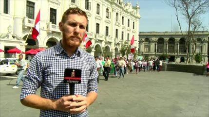 Loretanos marchan hasta Lima por canon petrolero