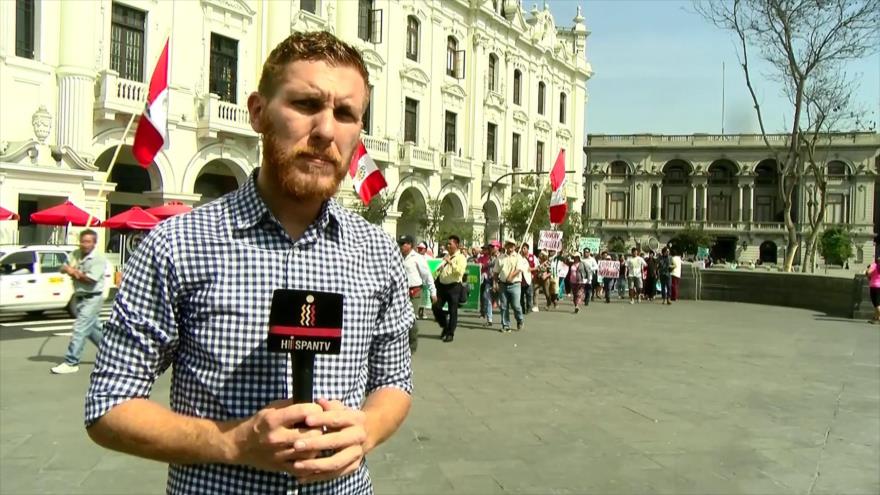 Loretanos marchan hasta Lima por canon petrolero