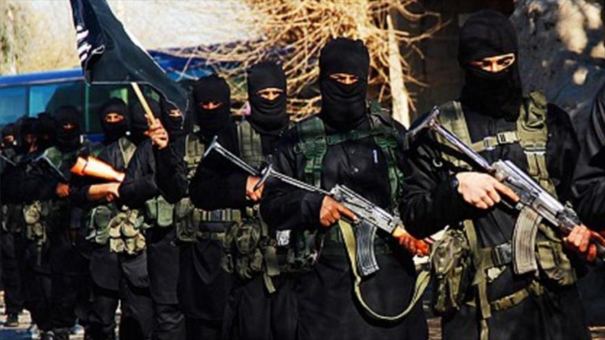 Representantes del grupo terrorista EIIL en Irak.