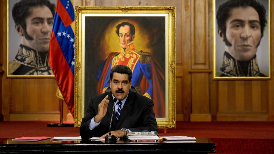 El presidente venezolano, Nicolás Maduro, en un discurso en el Palacio de Miraflores, sede presidencial, en Caracas (capital), 17 de mayo de 2016.