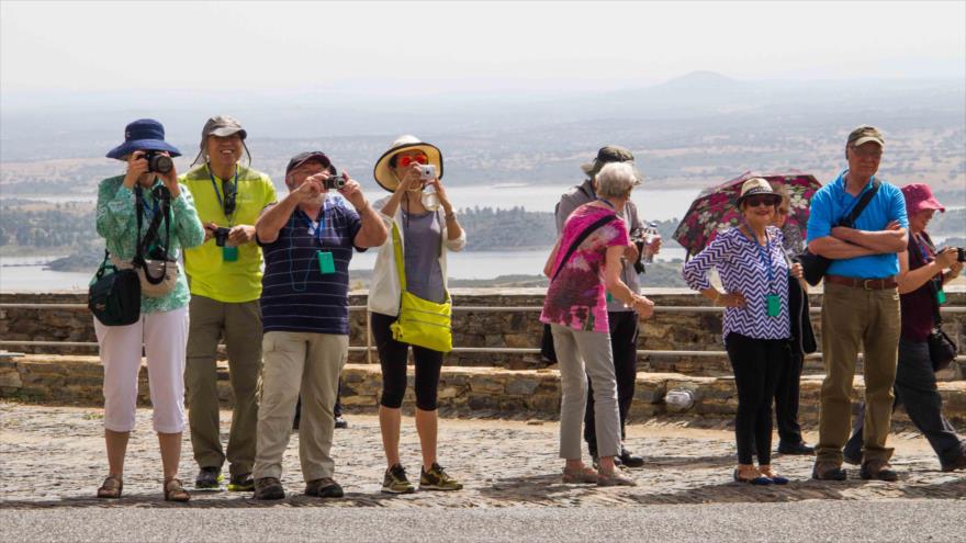 Los turistas podrán dañar los lugares turísticos.