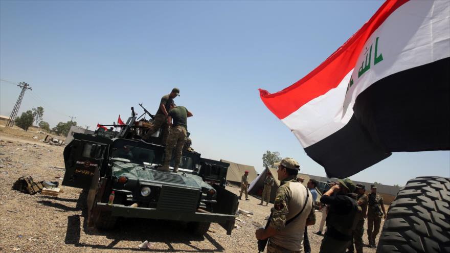 Soldados iraquíes desplegados en las afueras de Faluya, 22 de mayo de 2016.
