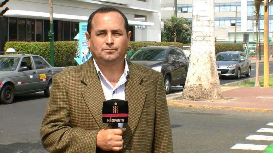 Limeños pasan horas en transporte público