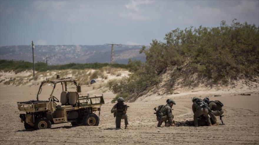 Fuerzas israelíes en medio de una maniobra en los territorios ocupados palestinos.