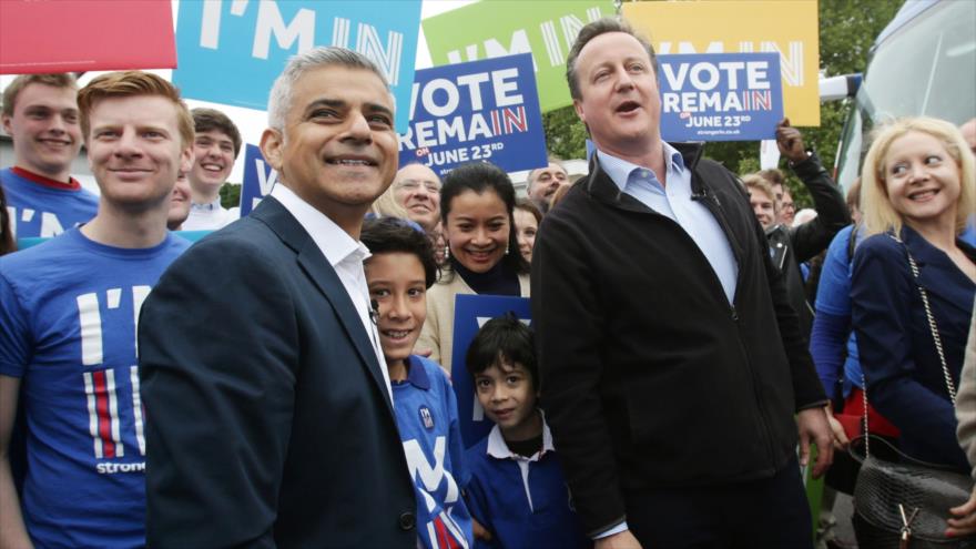 Alcalde musulmán de Londres se une a campaña pro-UE de Cameron