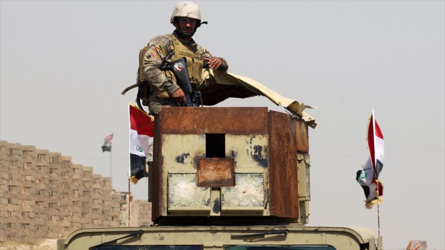 Fuerzas populares iraquíes en las regiones aledañas a la ciudad de Faluya, en la provincia occidental de Anbar.