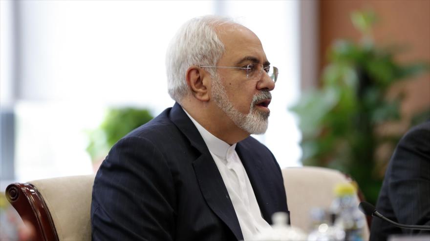 Zarif: EEUU debe dar más pasos para facilitar los negocios de Irán con el mundo