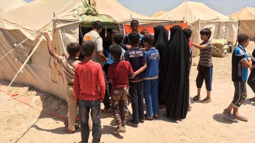 Desplazados iraquíes en un campamento de refugiados en la provincia de Al-Anbar.