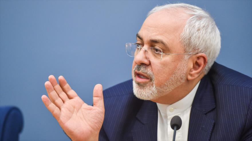 Mohamad Yavad Zarif, canciller de Irán, durante una rueda de prensa en Estocolmo, capital de Suecia, 1 de junio de 2016.