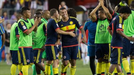 Colombia derrota 2-0 a EEUU en la Copa América