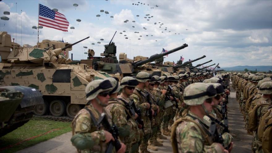 Fuerzas de Respuesta de la OTAN durante una maniobra militar en Georgia, país fronterizo con Rusia, 11 de mayo de 2016.